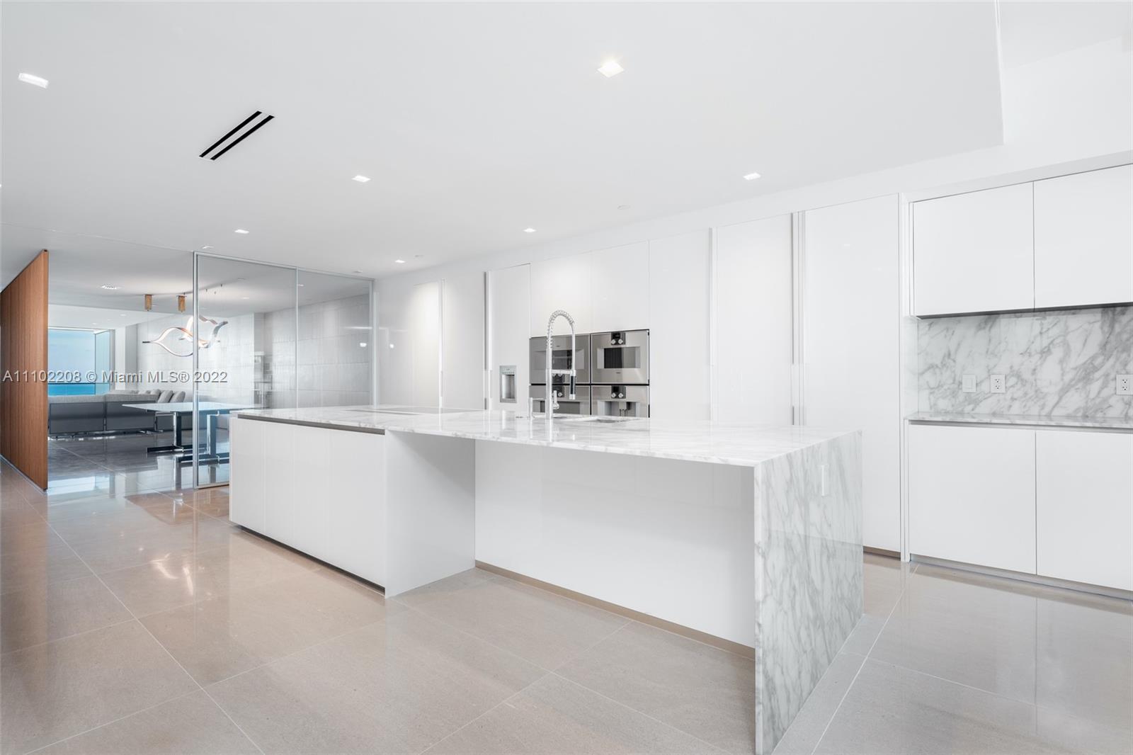 OCEANA BAL HARBOUR CONDO - Residential