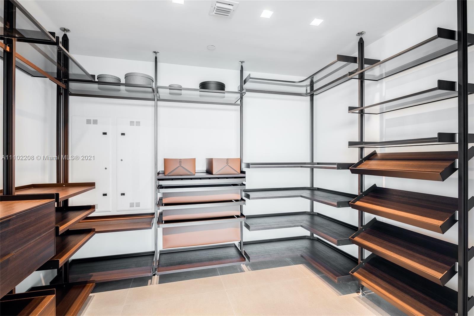 OCEANA BAL HARBOUR CONDO - Residential