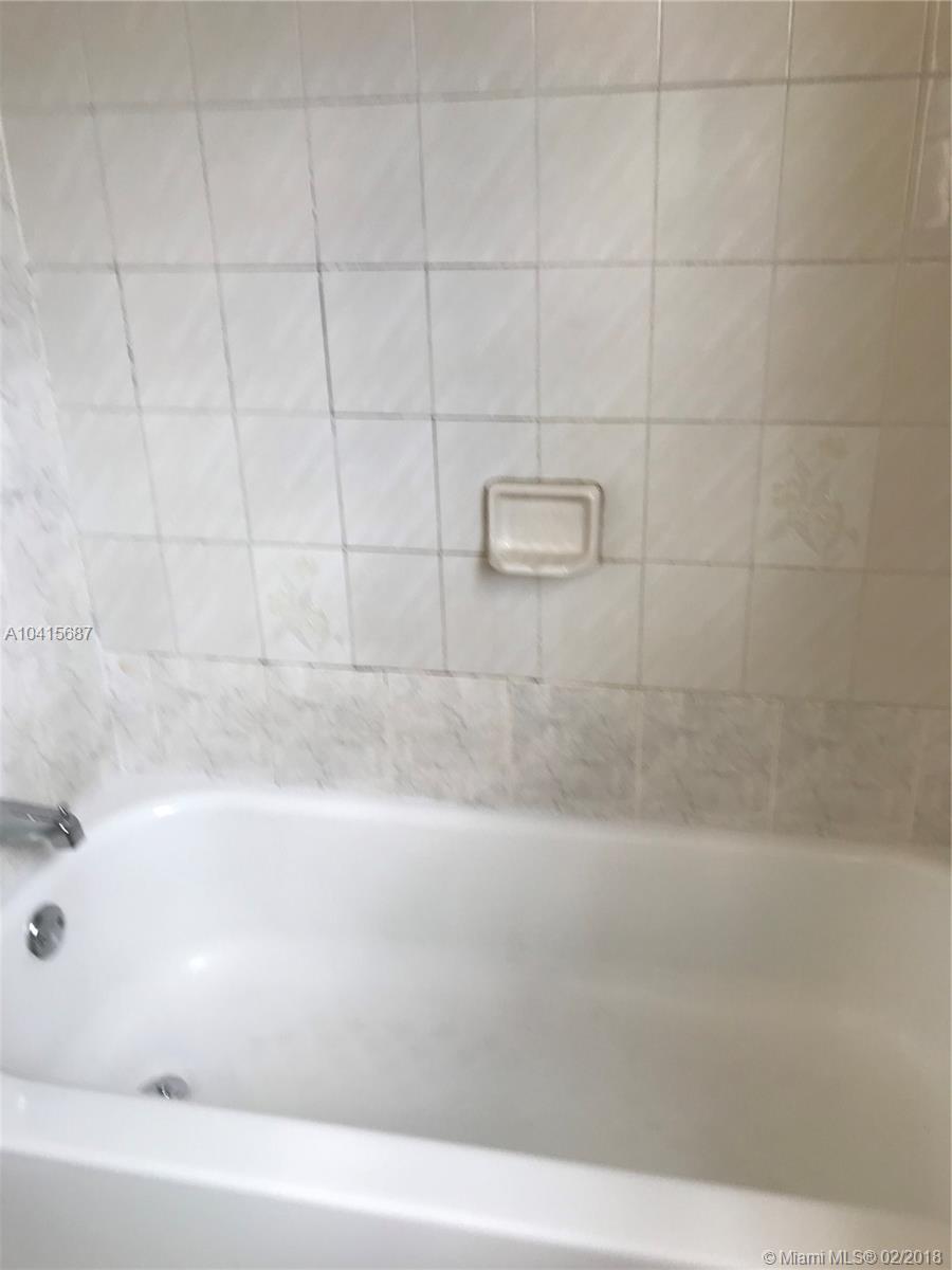 LOS ROBLES - Residential Lease