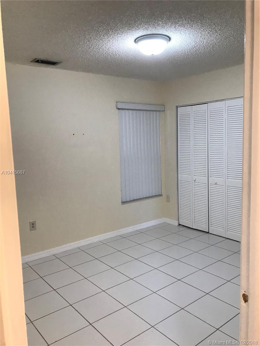 LOS ROBLES - Residential Lease