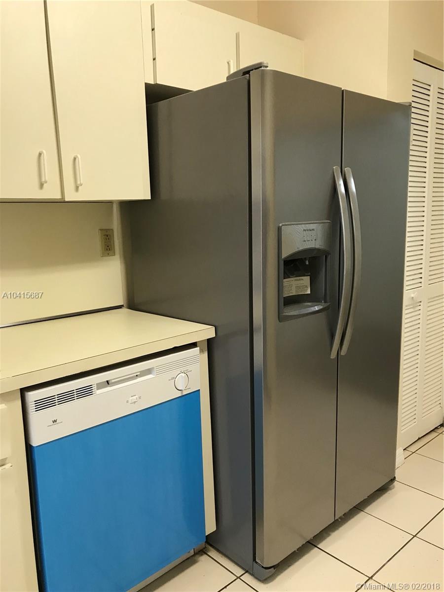 LOS ROBLES - Residential Lease