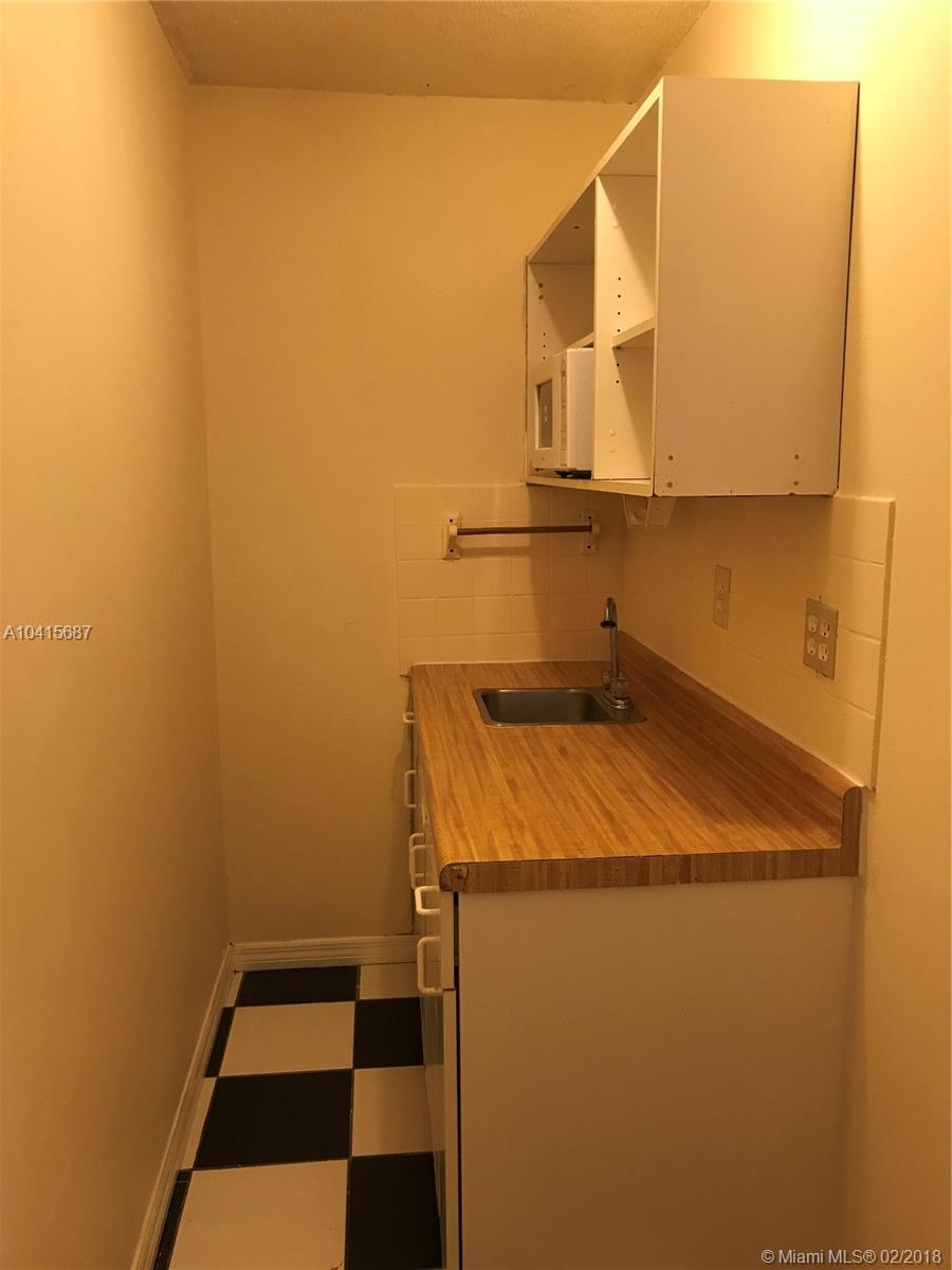 LOS ROBLES - Residential Lease