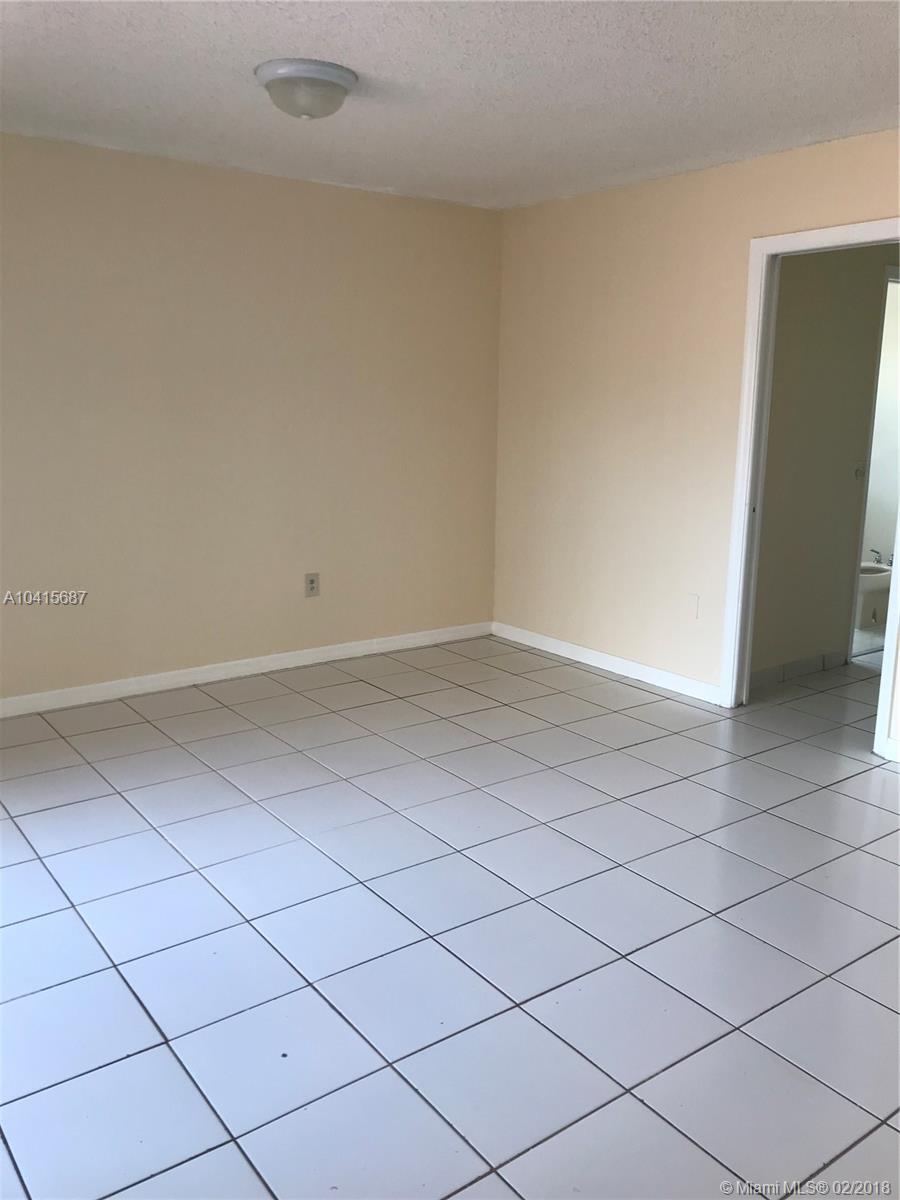 LOS ROBLES - Residential Lease