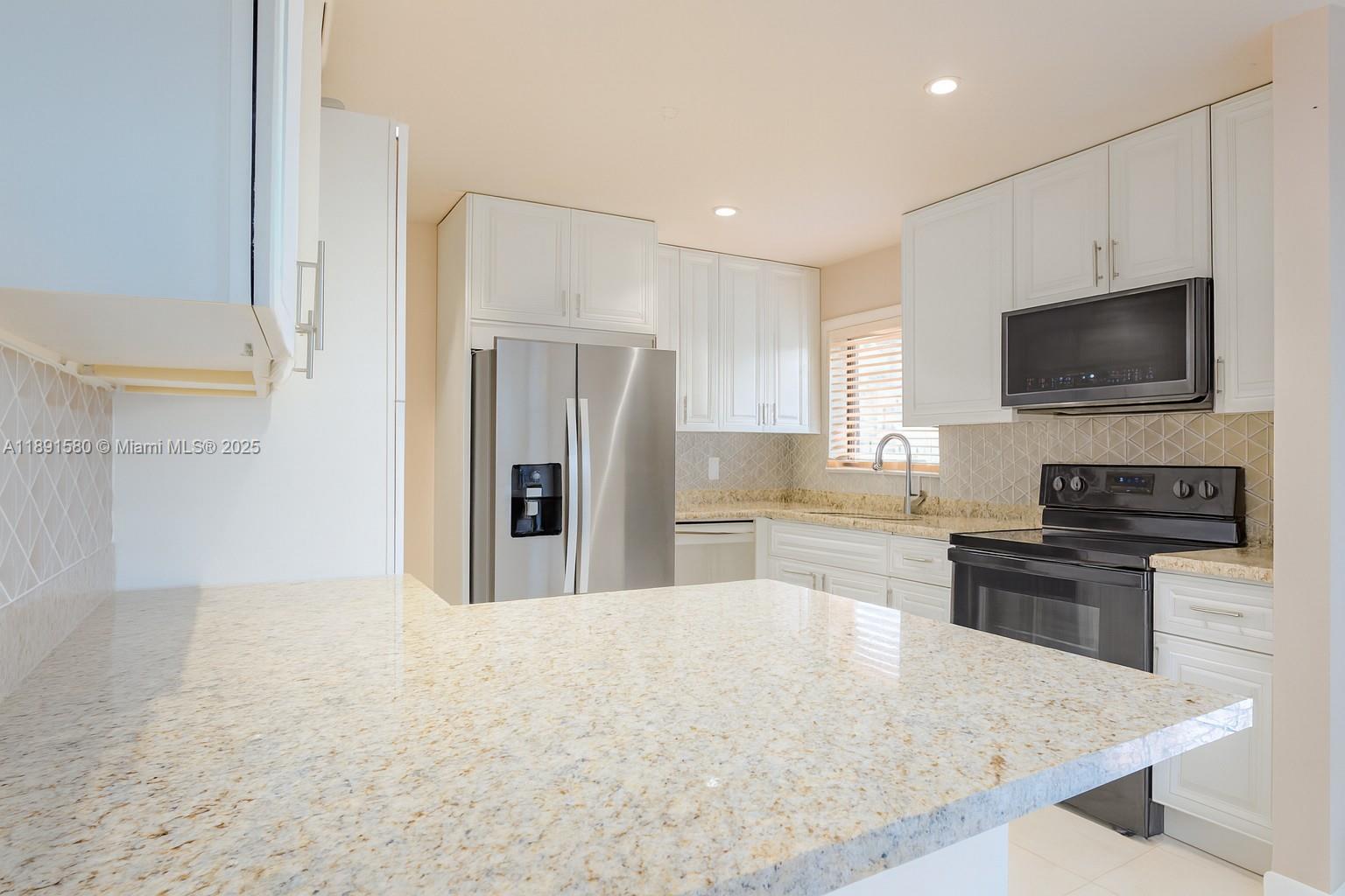 CAROL CITY 1 ST ADDN - Residential