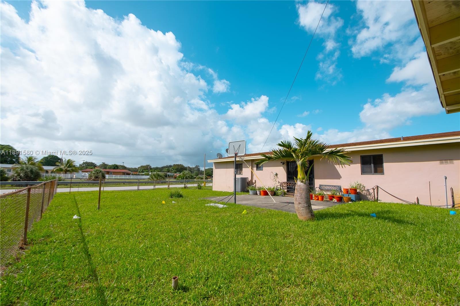 CAROL CITY 1 ST ADDN - Residential