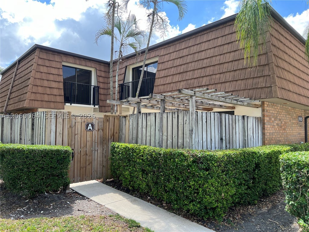 Photo of 9105 SW 19th Pl #A, Davie, FL 33324 (MLS # A12060064)