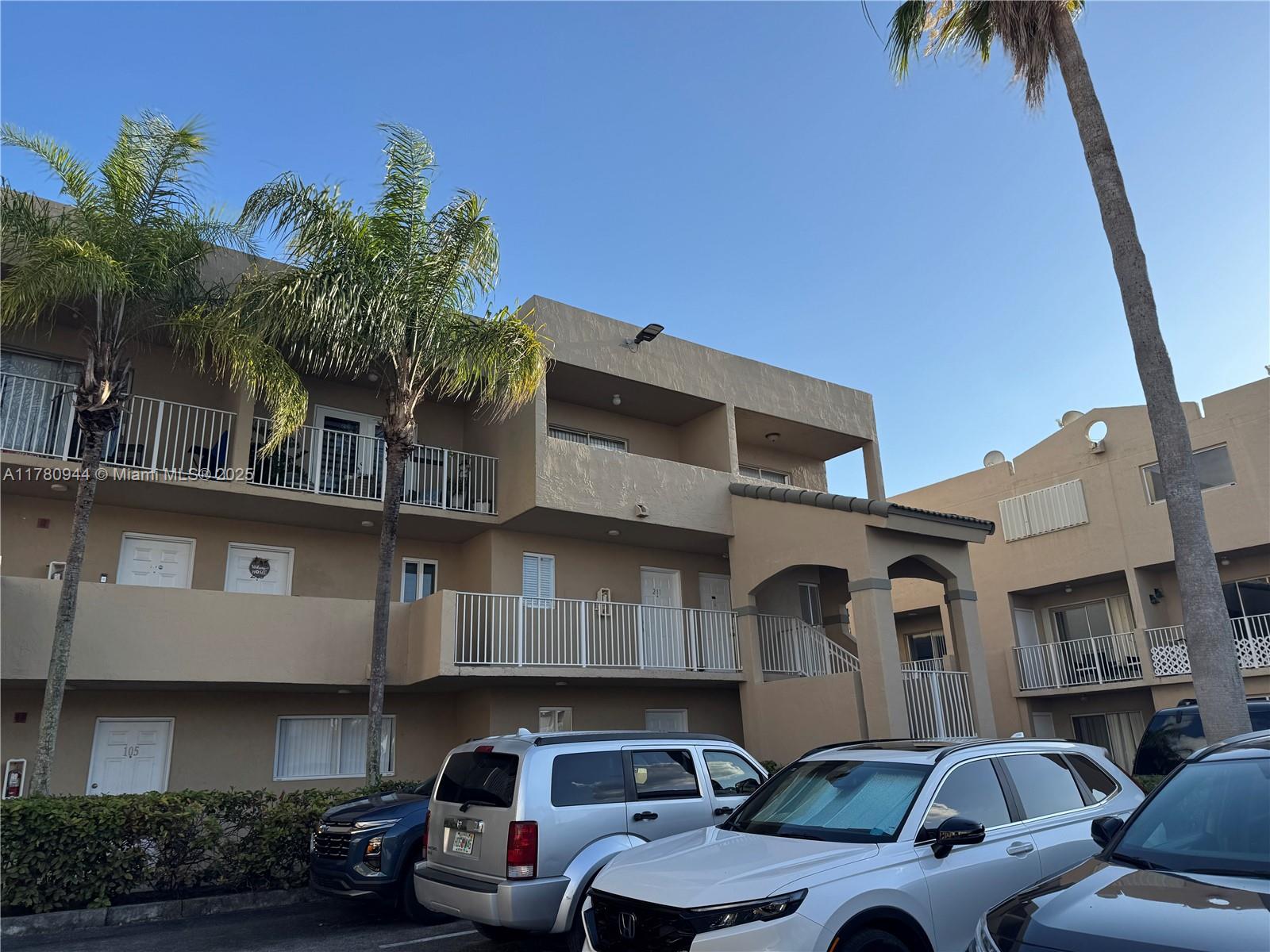 Rental Property at 2620 W 76th St 211, Hialeah, Miami-Dade County, Florida - Bedrooms: 2 
Bathrooms: 2  - $2,300 MO.