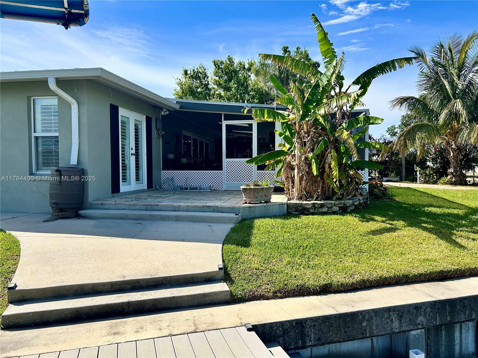 WATERWAY STATES - Residential