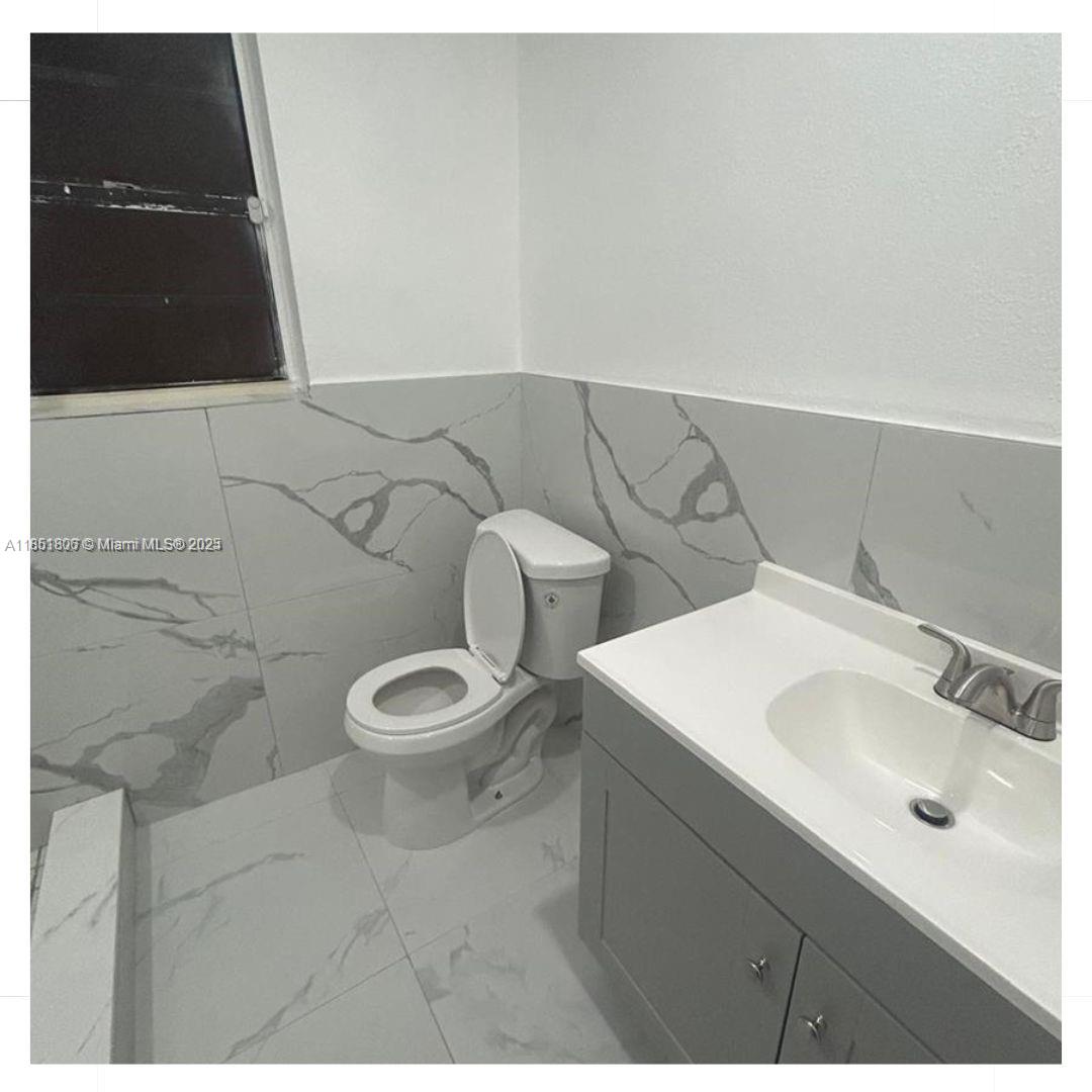 SUNSHINE VILLAS - Residential Lease