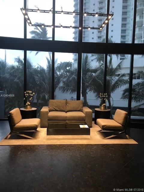 PORCSHE DESIGN TOWER - Residential