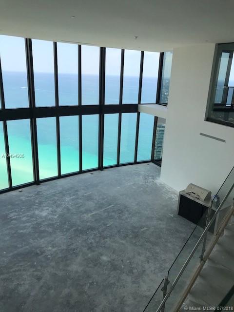 PORCSHE DESIGN TOWER - Residential