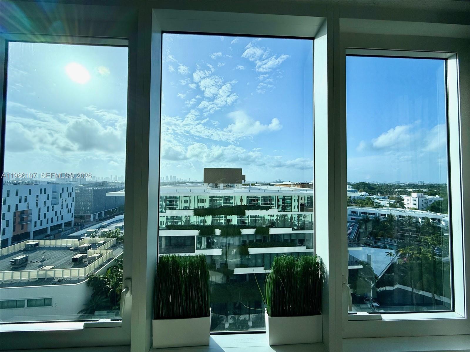 RONEY PALACE CONDO - Residential