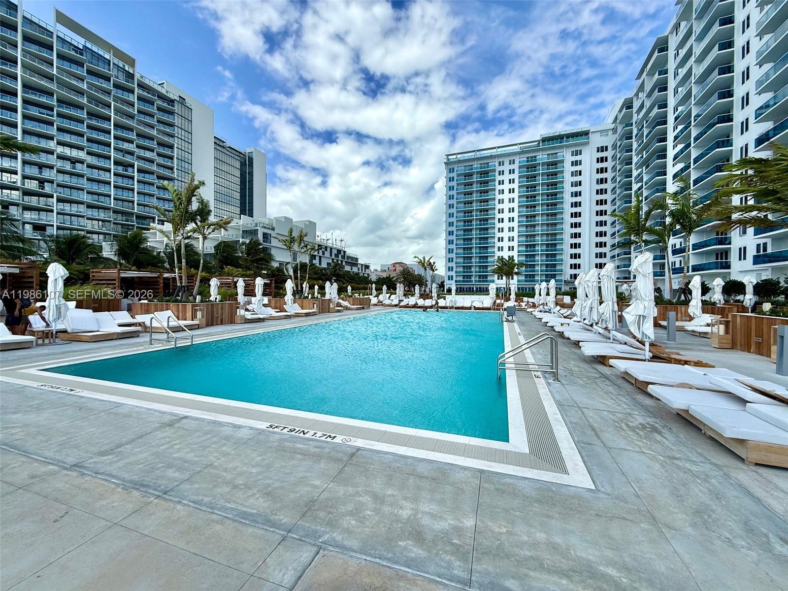 RONEY PALACE CONDO - Residential