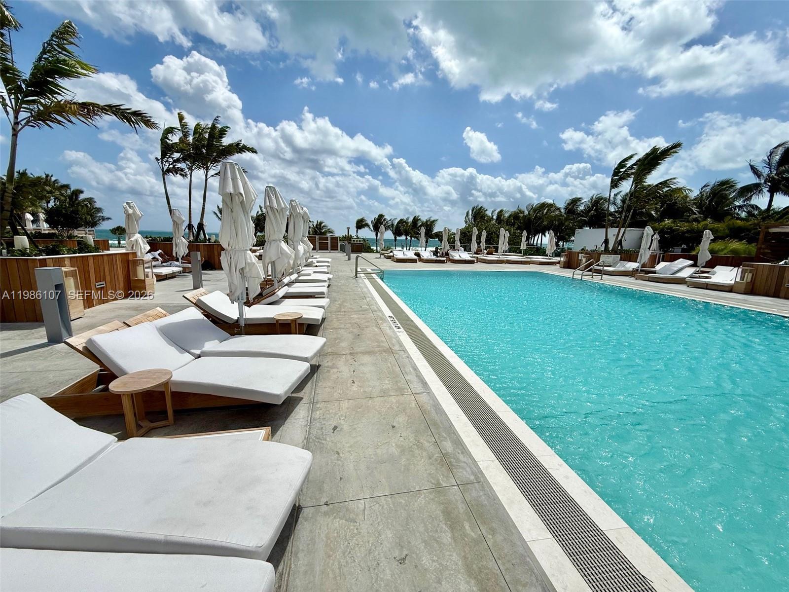 RONEY PALACE CONDO - Residential