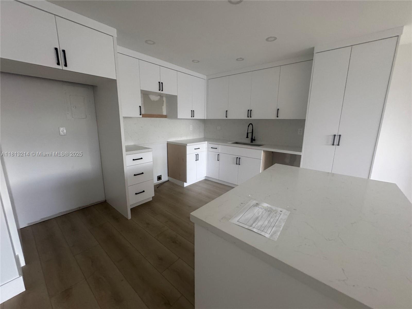 Property for Sale at 10854 N Kendall Dr 106, Miami, Broward County, Florida - Bedrooms: 2 
Bathrooms: 2  - $300,000