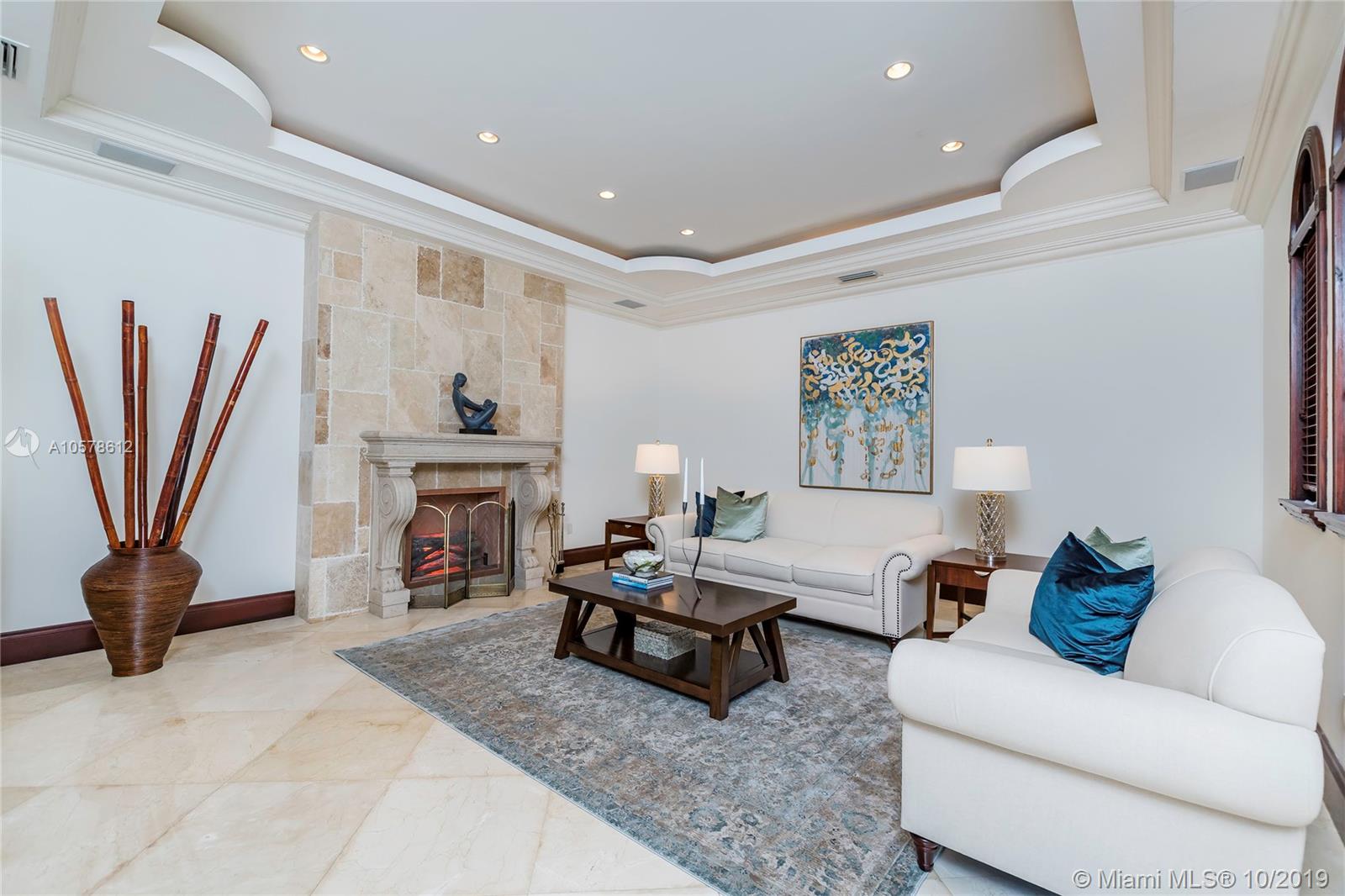 SNAPPER CREEK LAKES SUB - Residential