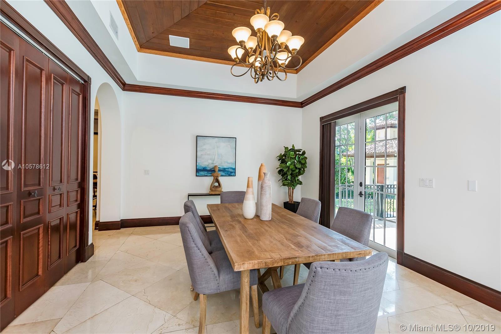 SNAPPER CREEK LAKES SUB - Residential