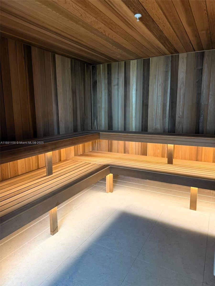 Bay Breeze - Residential Lease