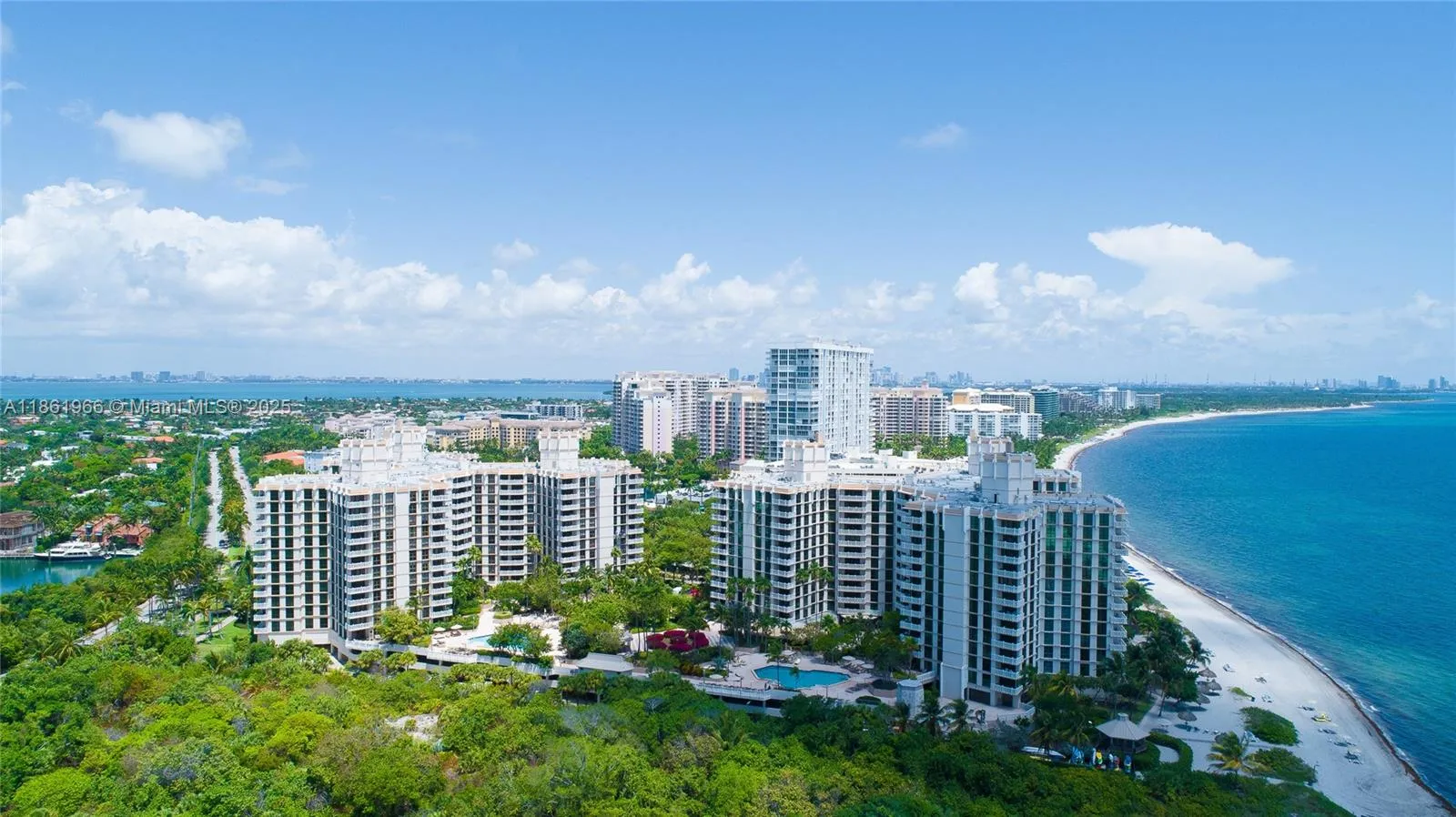 Key Biscayne, Florida 33149, United States, 2 Bedrooms Bedrooms, ,2 BathroomsBathrooms,Residential,Active,197392