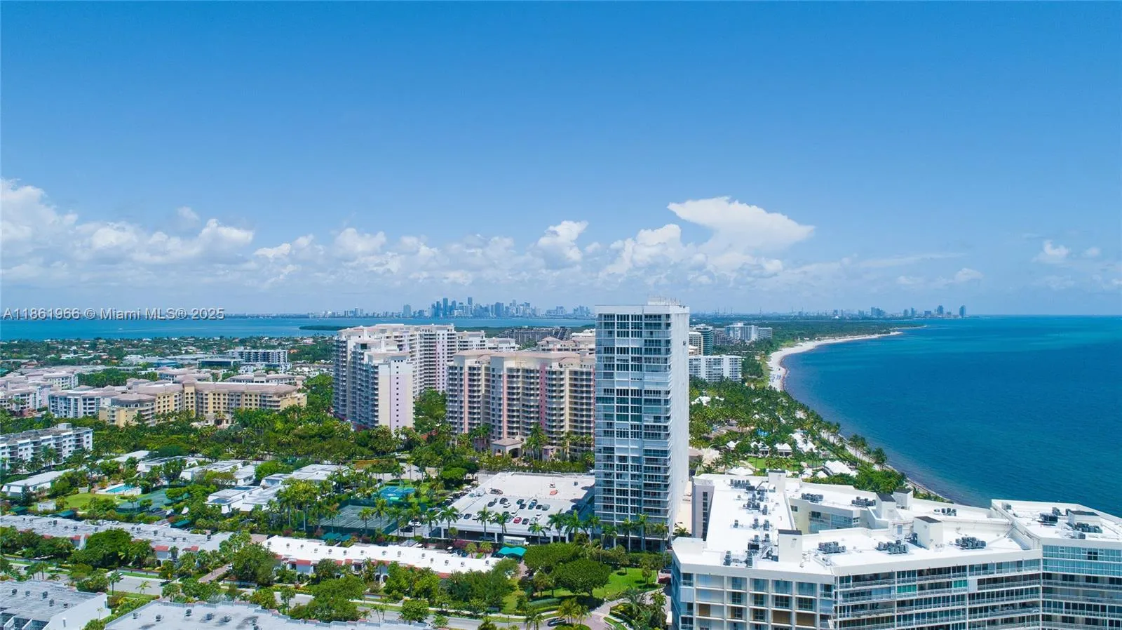 Key Biscayne, Florida 33149, United States, 2 Bedrooms Bedrooms, ,2 BathroomsBathrooms,Residential,Active,197392