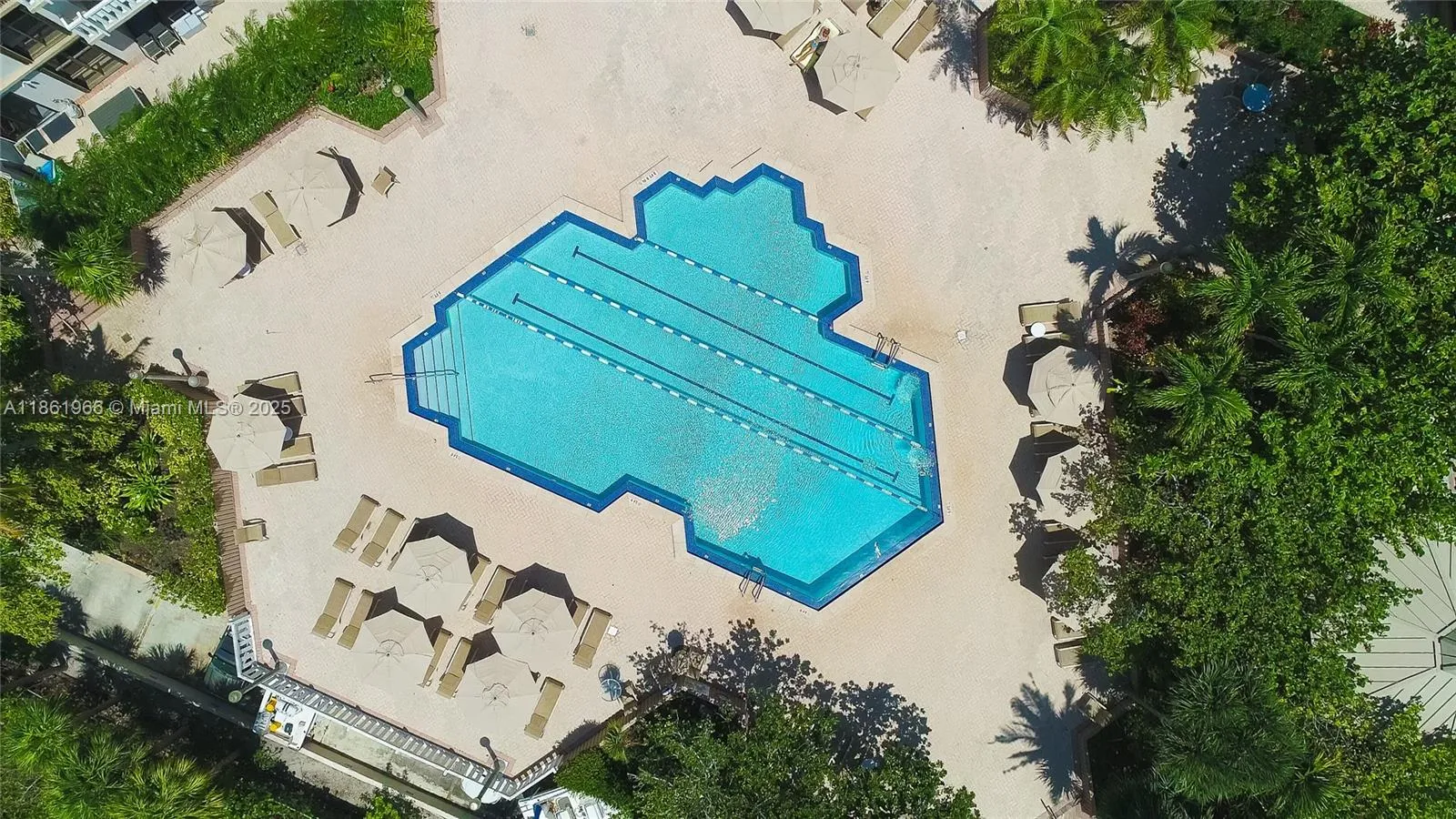 Key Biscayne, Florida 33149, United States, 2 Bedrooms Bedrooms, ,2 BathroomsBathrooms,Residential,Active,197392