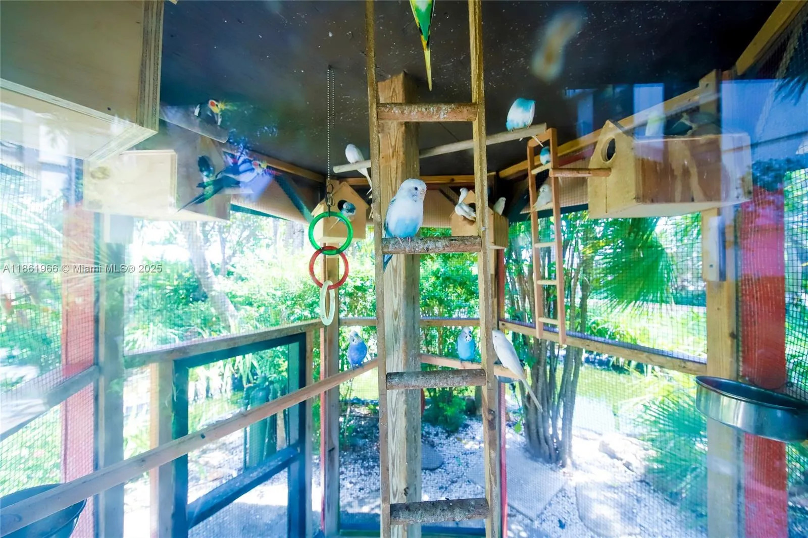 Key Biscayne, Florida 33149, United States, 2 Bedrooms Bedrooms, ,2 BathroomsBathrooms,Residential,Active,197392