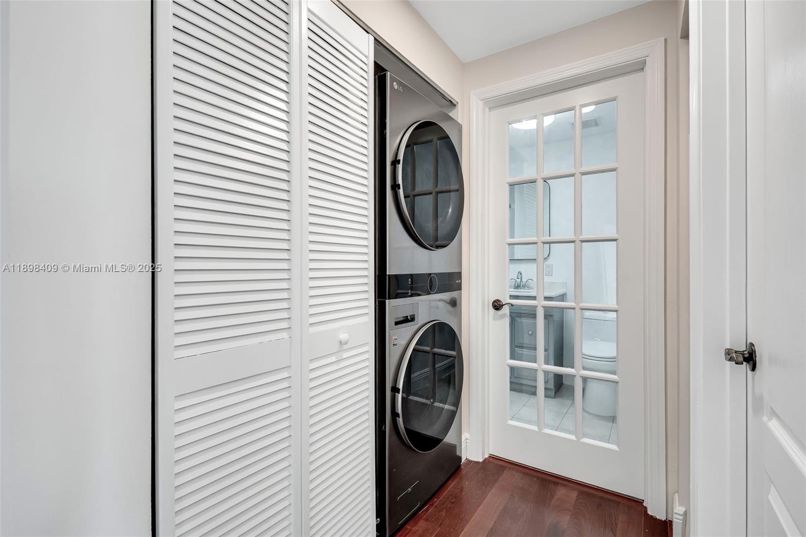 VILLA CALABRIA CONDO - Residential Lease