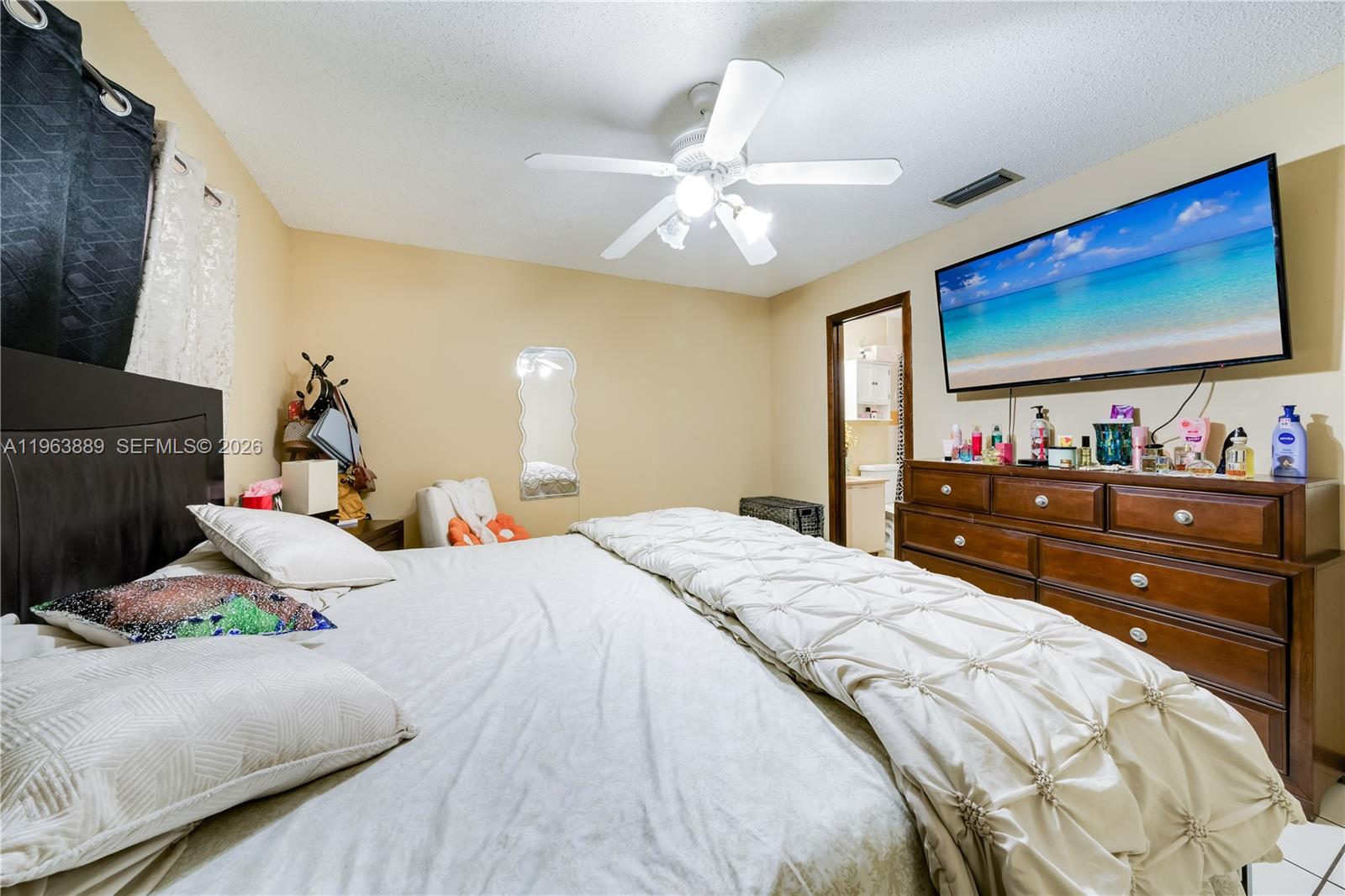 BIRD LAKES TOWNHOUSE SEC - Residential