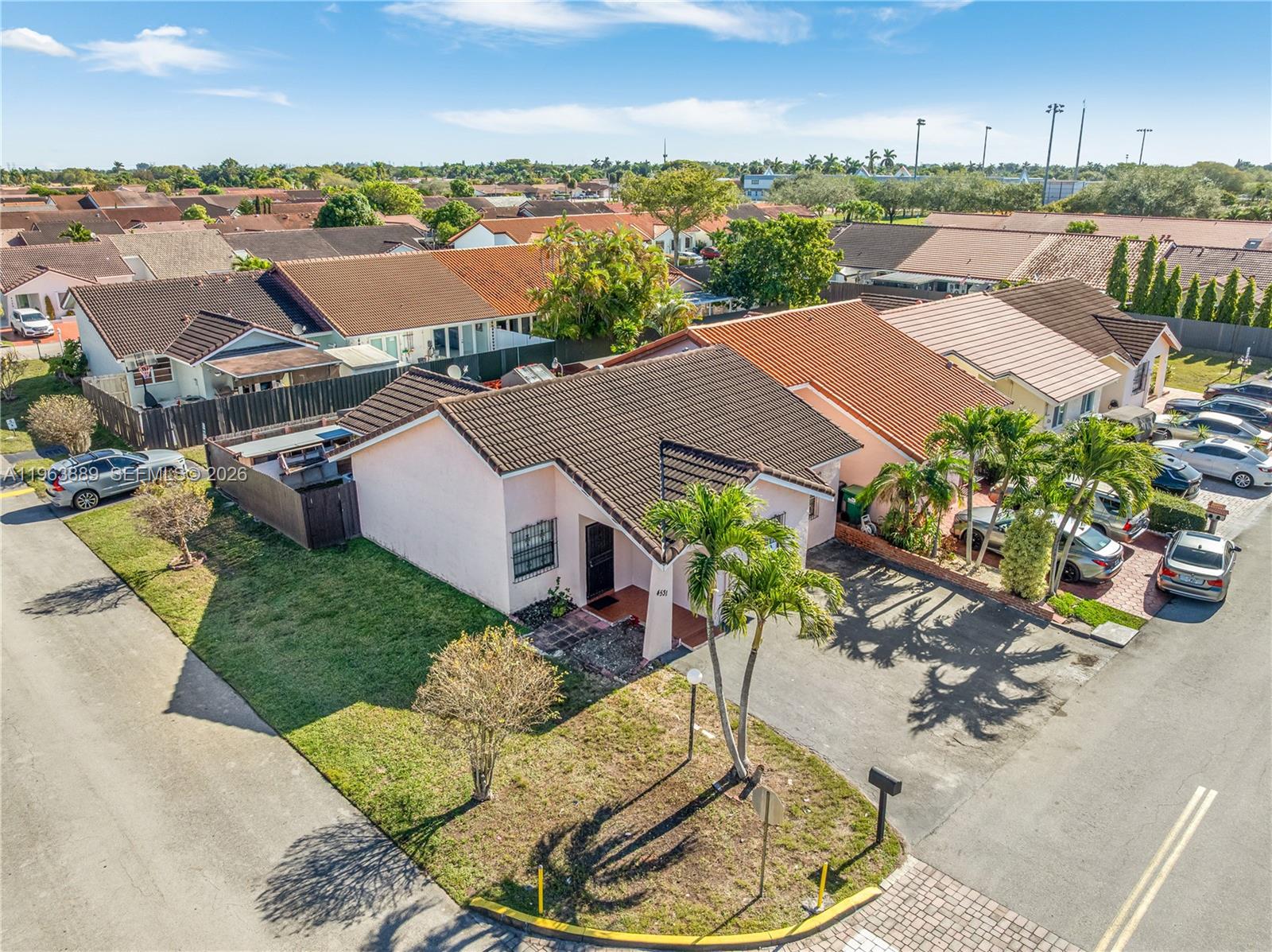 BIRD LAKES TOWNHOUSE SEC - Residential