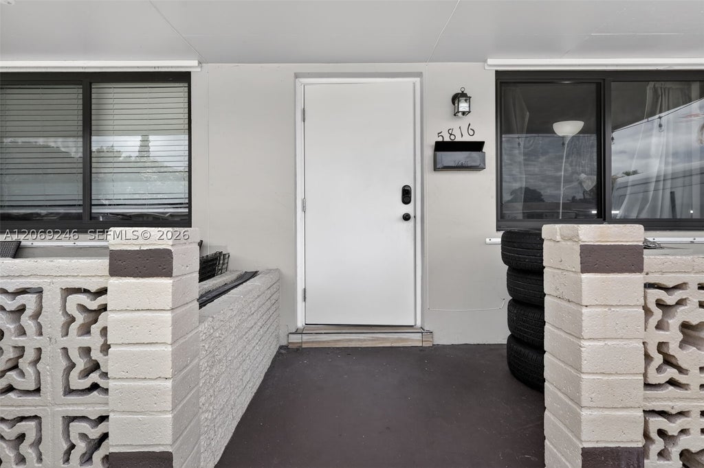 Photo of 5816 Cleveland St #2, Hollywood, FL 33021 (MLS # A12069246)