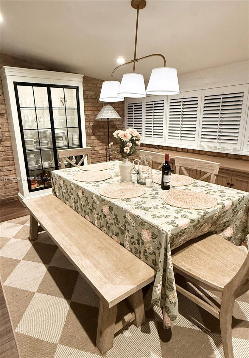 RANCHO MANOR - Residential