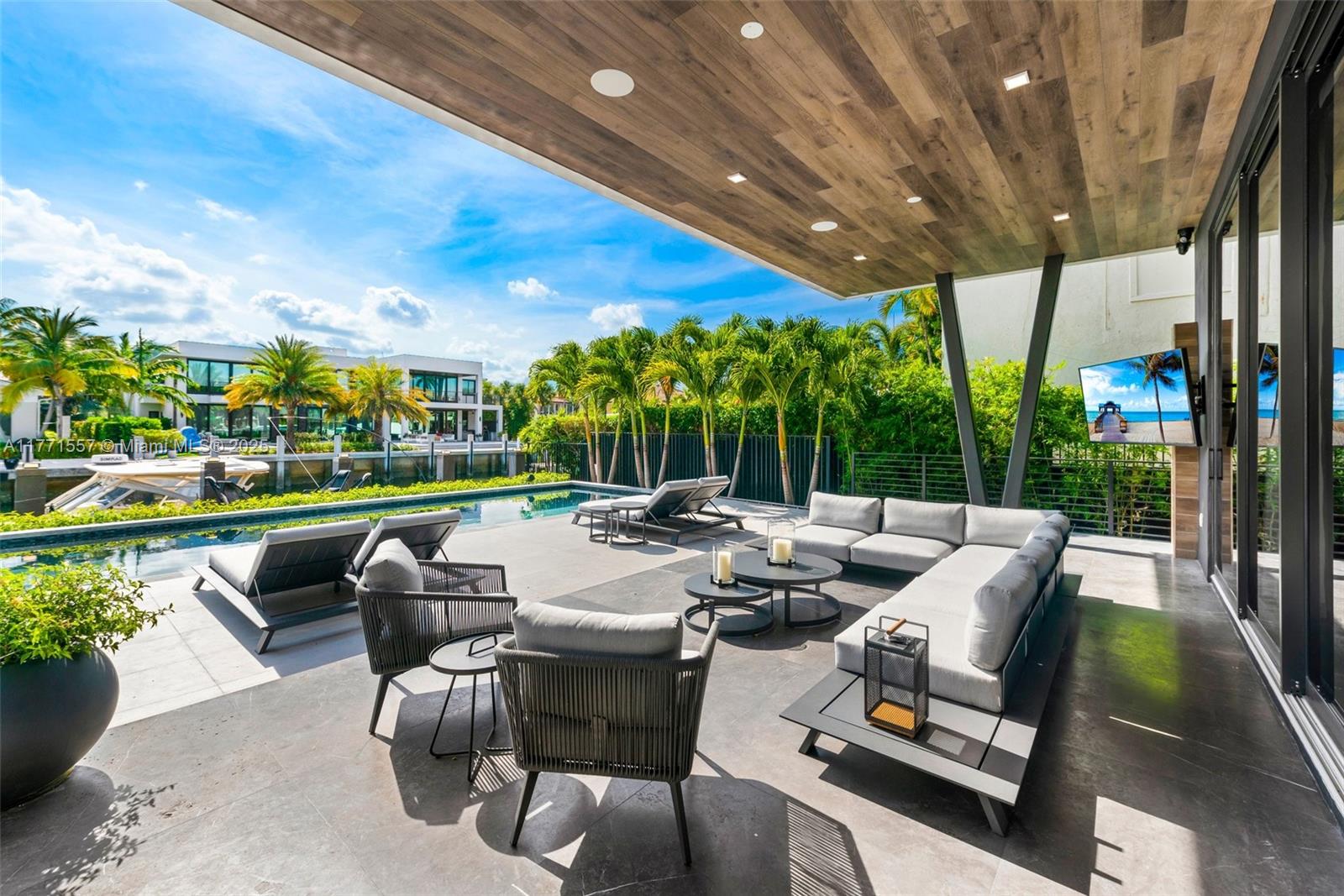 RIVIERA - Residential