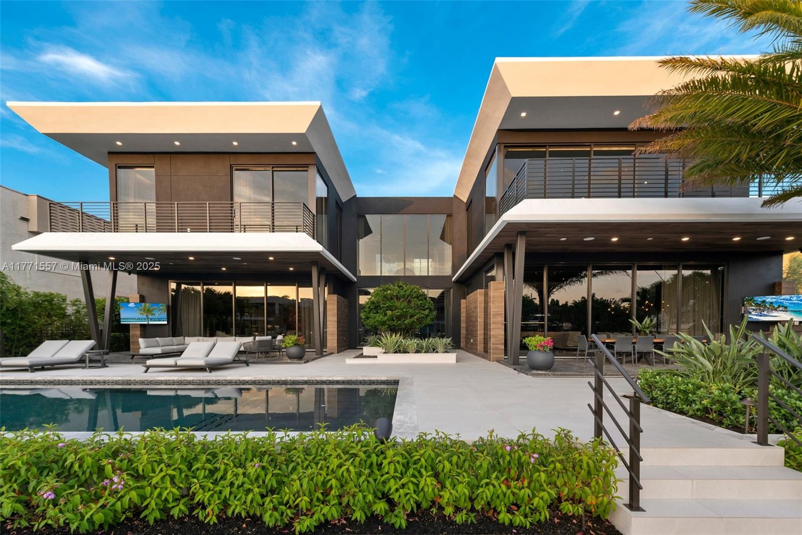 RIVIERA - Residential