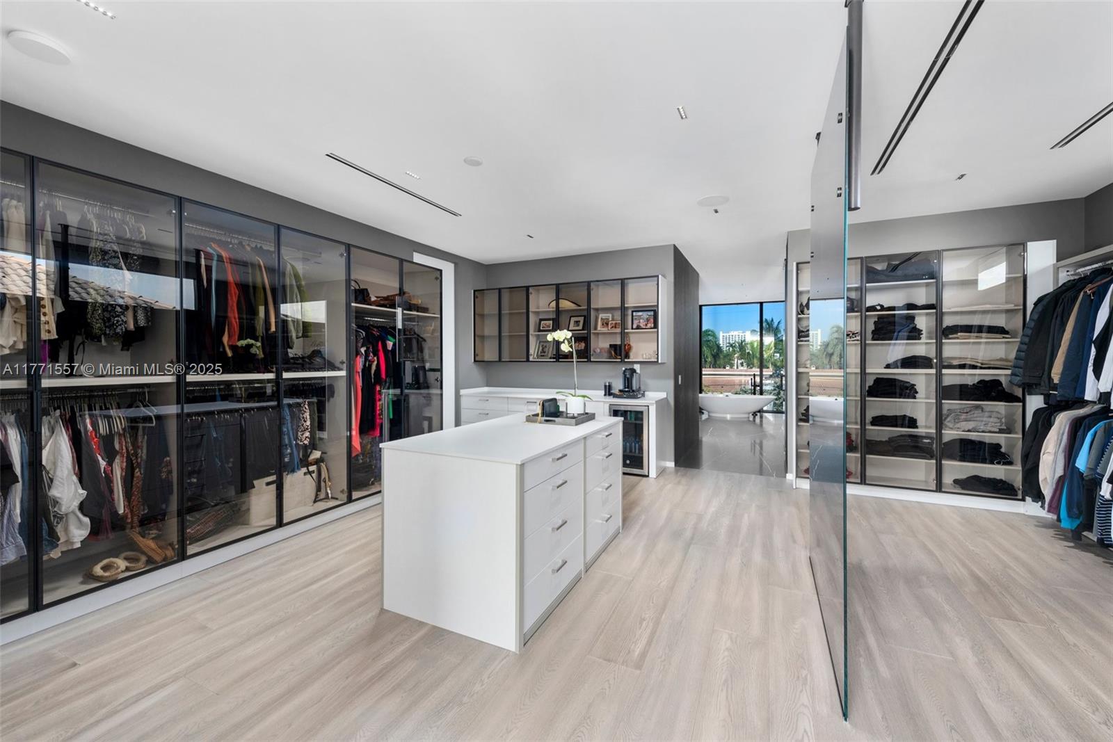 RIVIERA - Residential