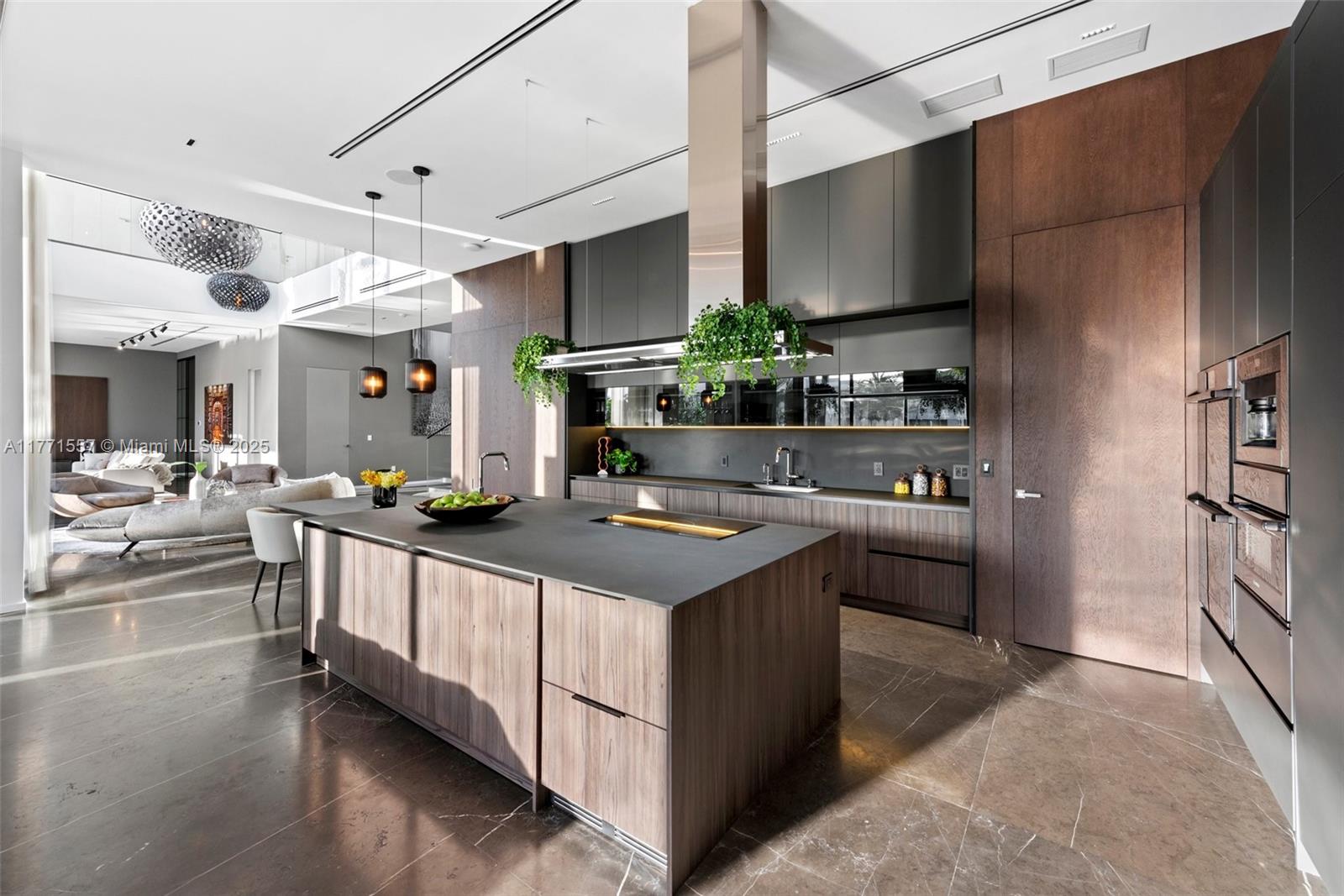 RIVIERA - Residential