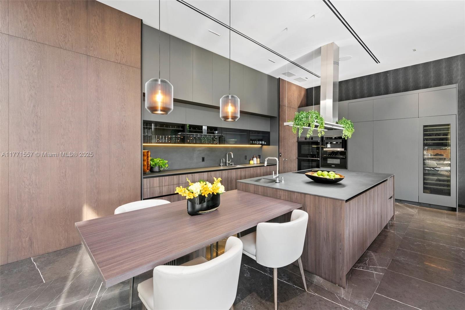 RIVIERA - Residential