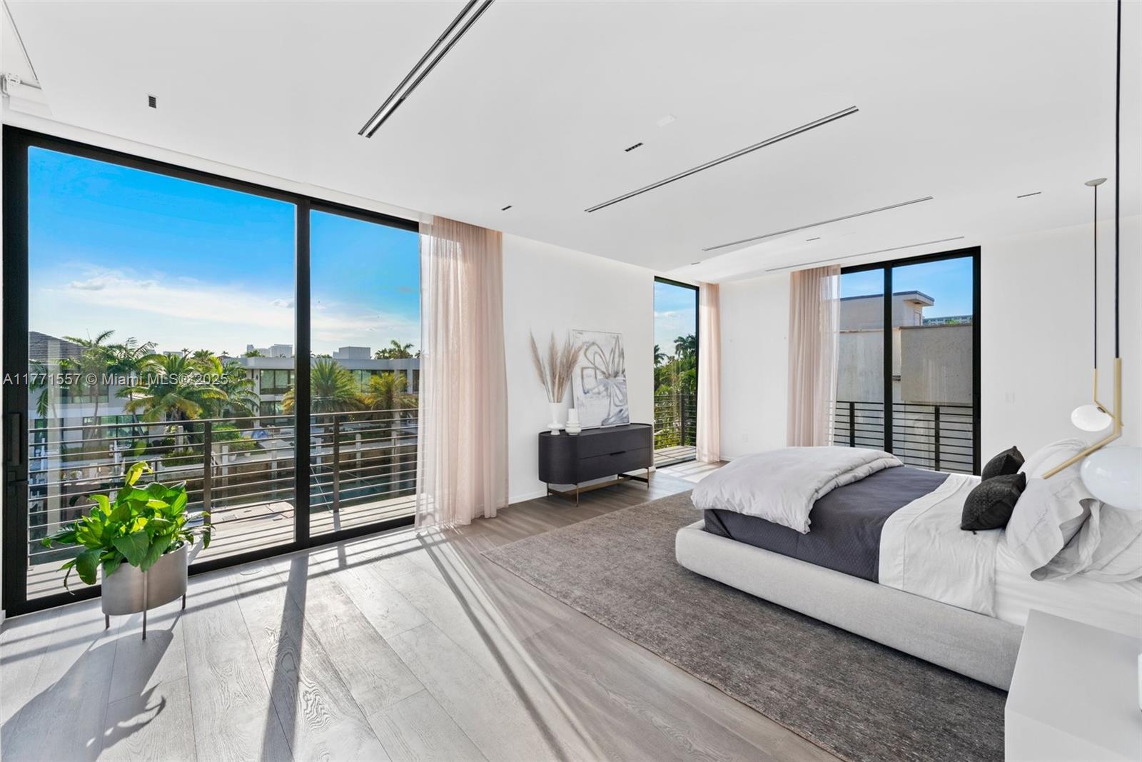 RIVIERA - Residential