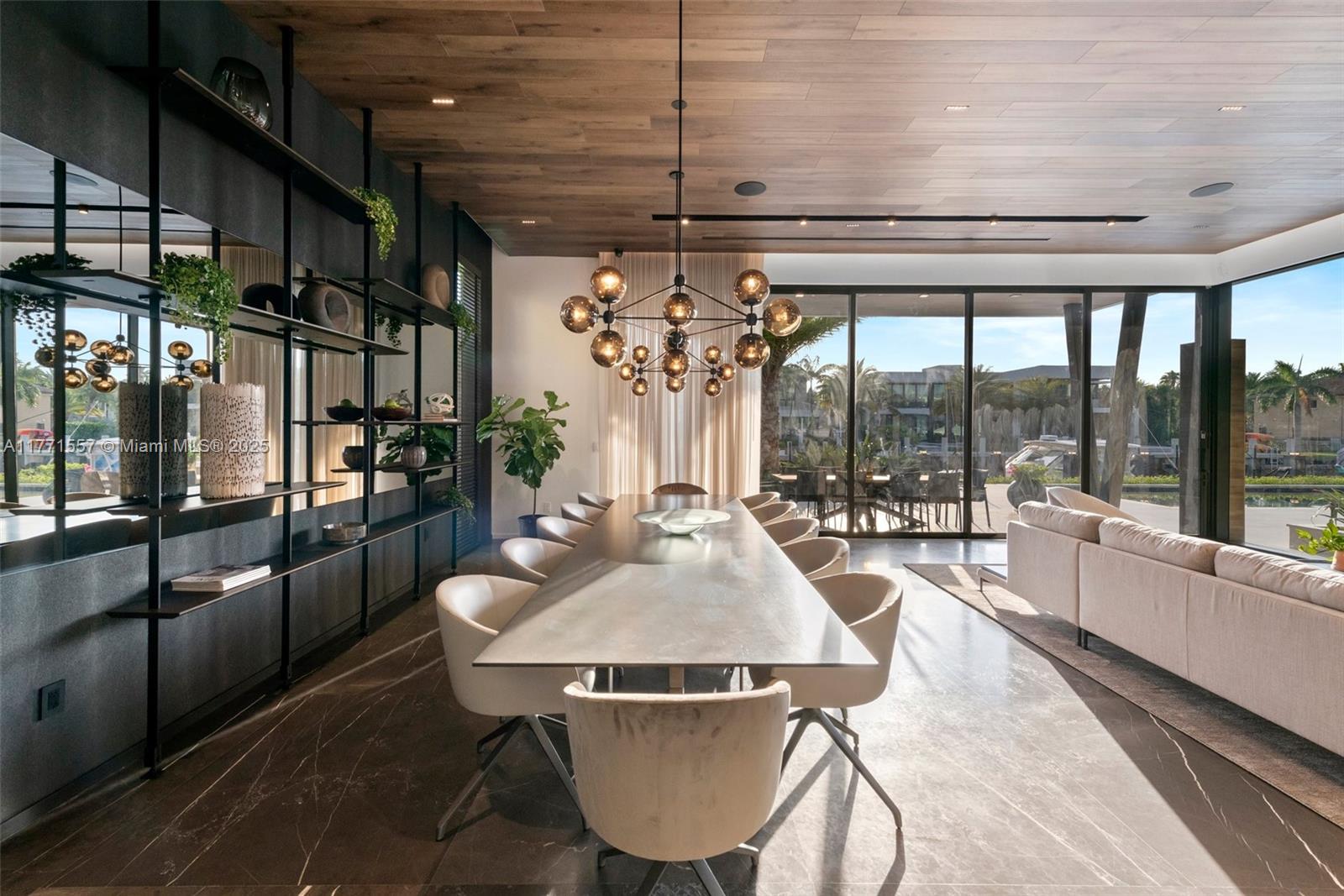 RIVIERA - Residential