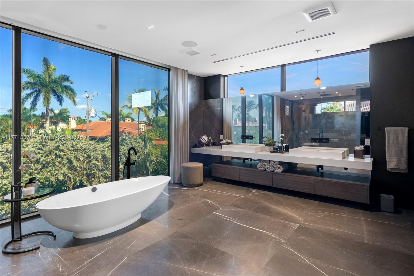 RIVIERA - Residential