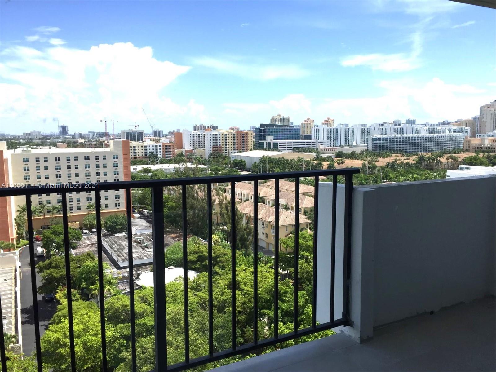 COMMODORE PLAZA CONDO - Residential
