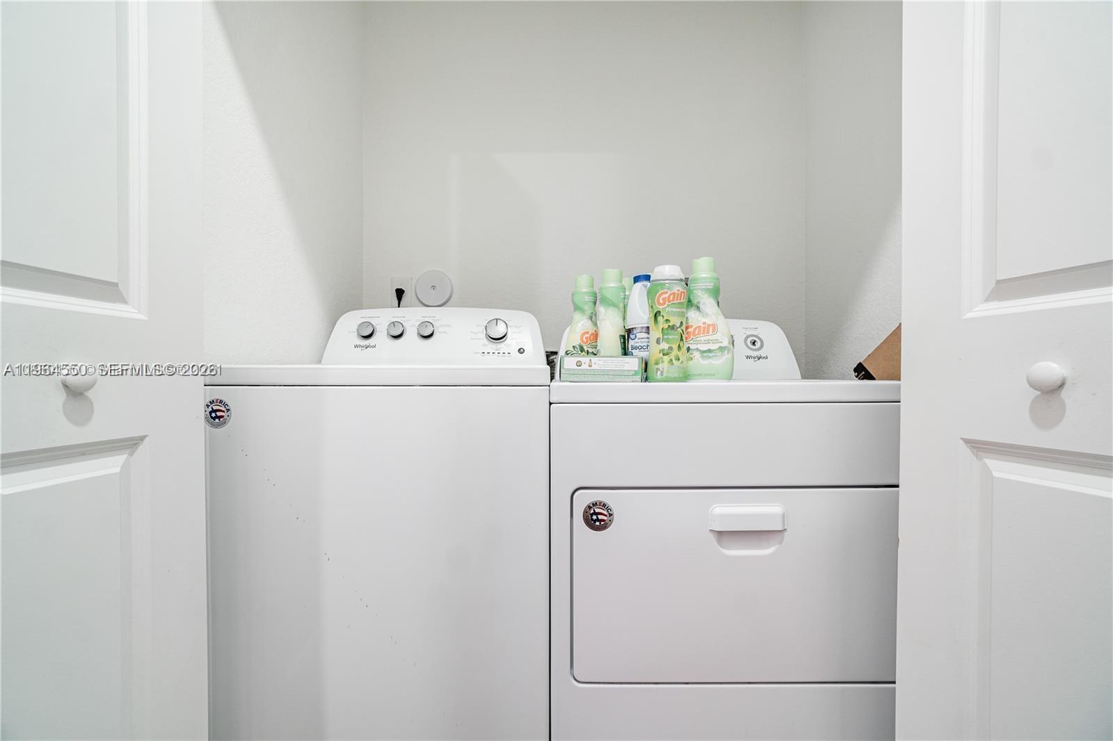 COCO PALM VILLAS - Residential