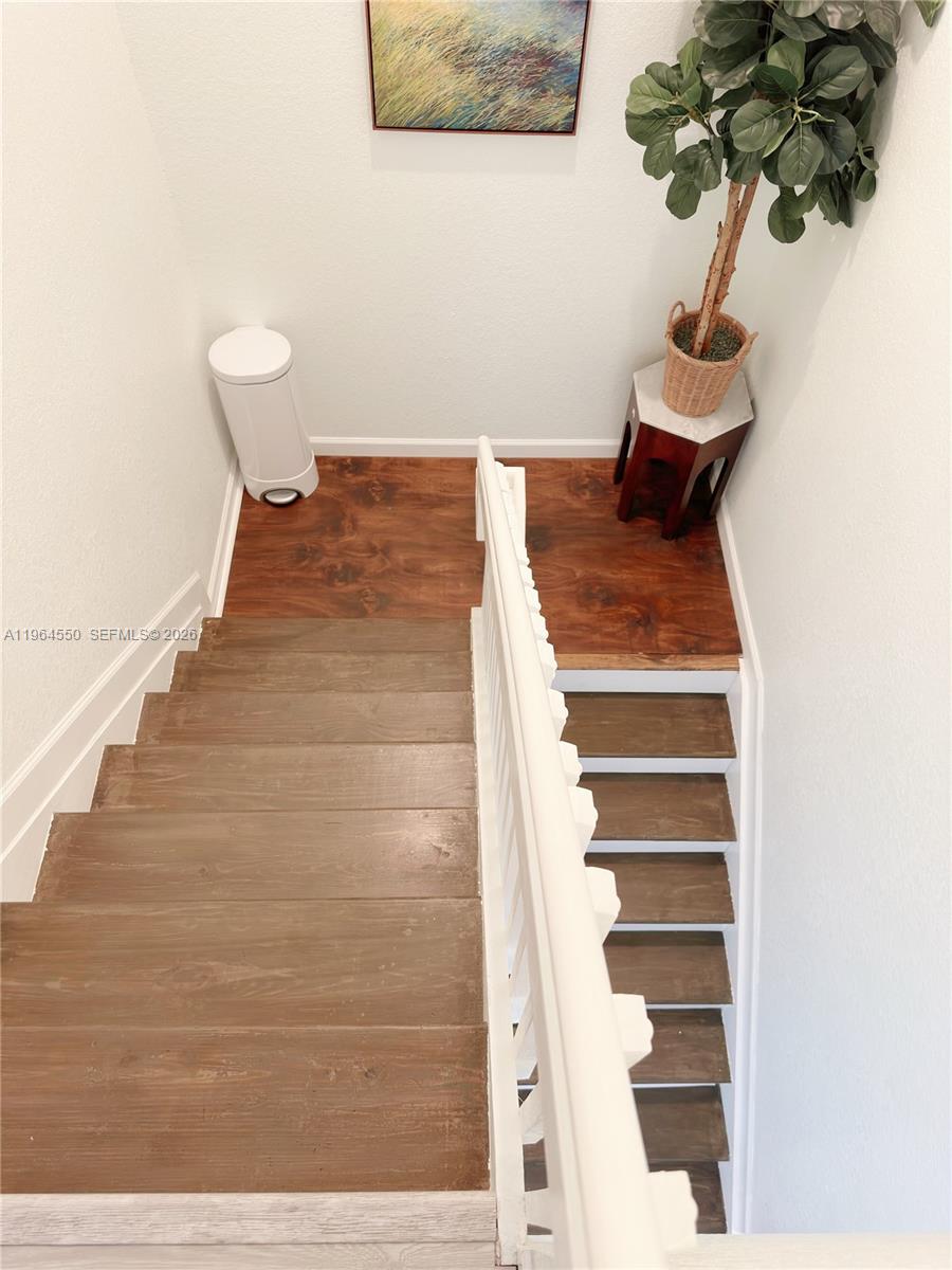 COCO PALM VILLAS - Residential