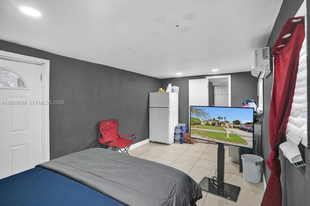 LAKE FOREST SEC 2 - Residential