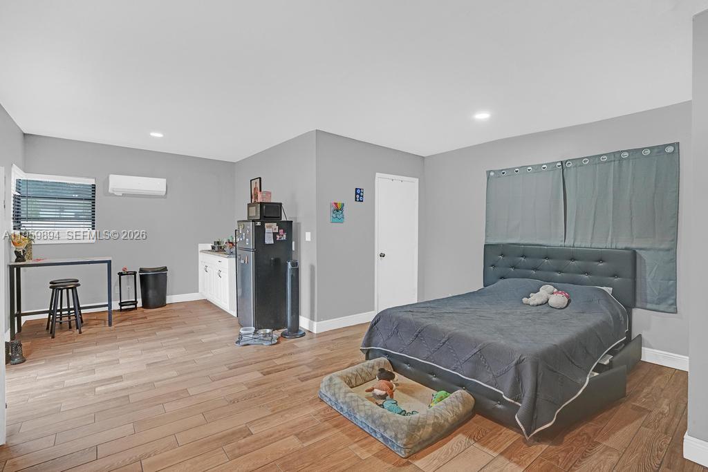 LAKE FOREST SEC 2 - Residential