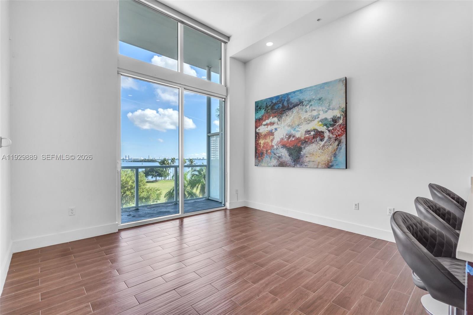 QUANTUM ON THE BAY CONDO - Residential