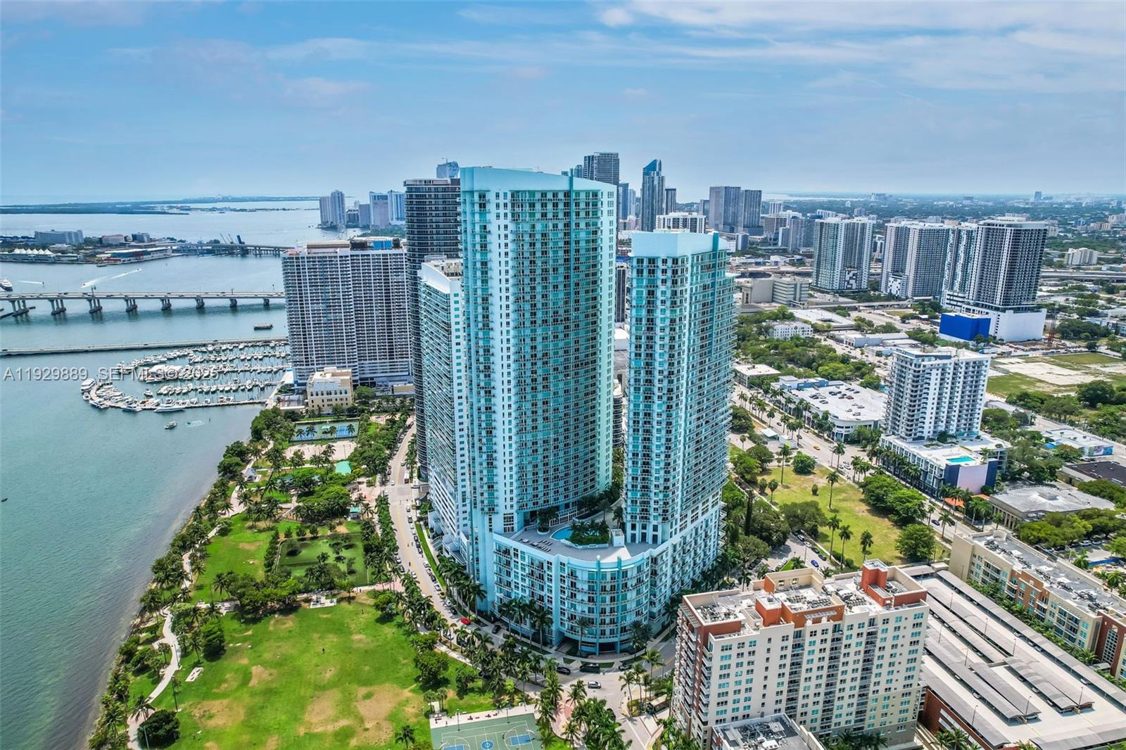 QUANTUM ON THE BAY CONDO - Residential