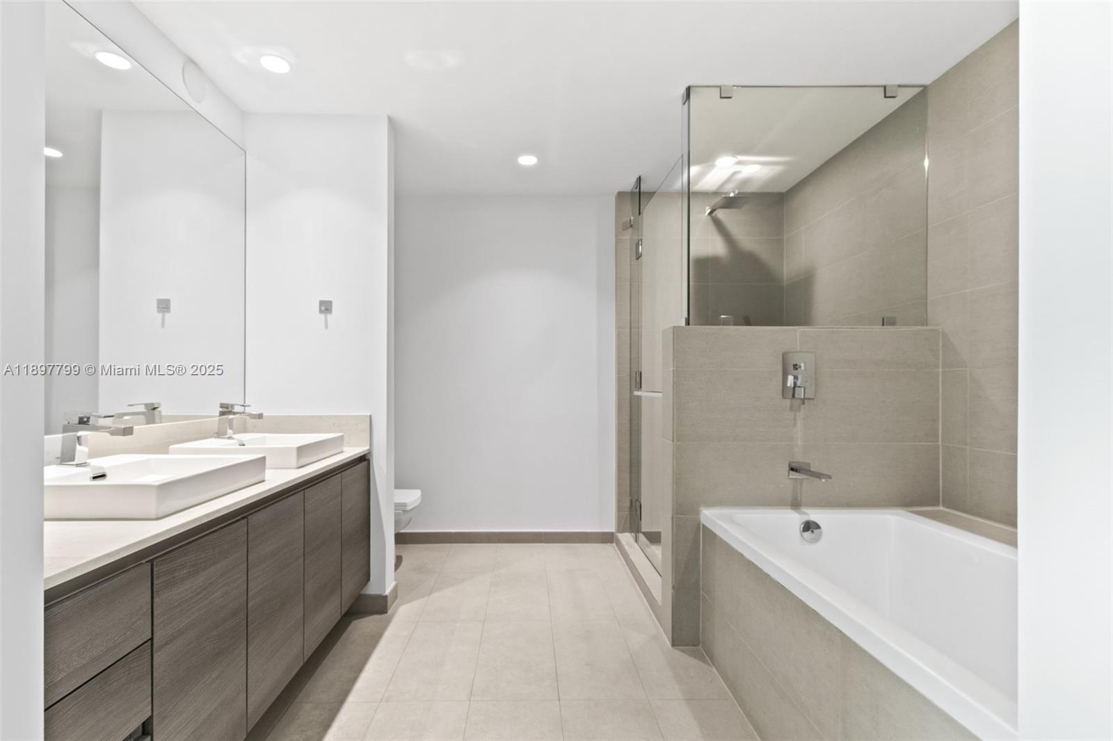 THE BONDO (1080 BRICKELL) - Residential Lease