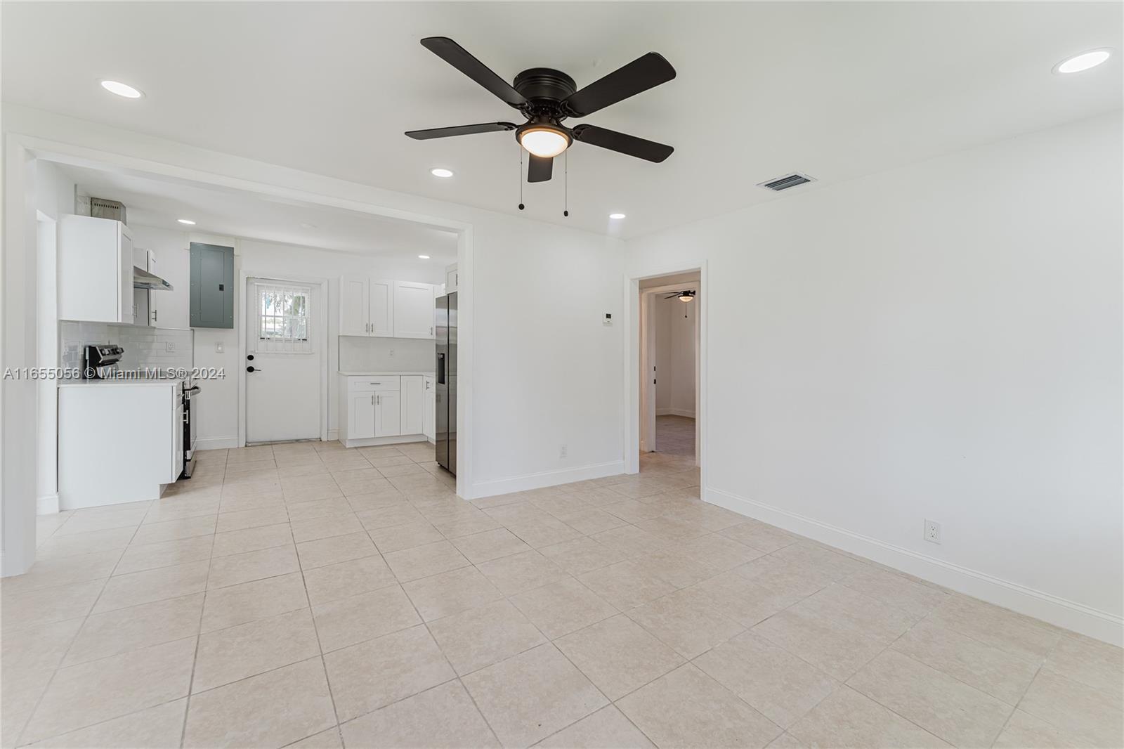 WEST HOLLYWOOD TRAILER CI - Residential