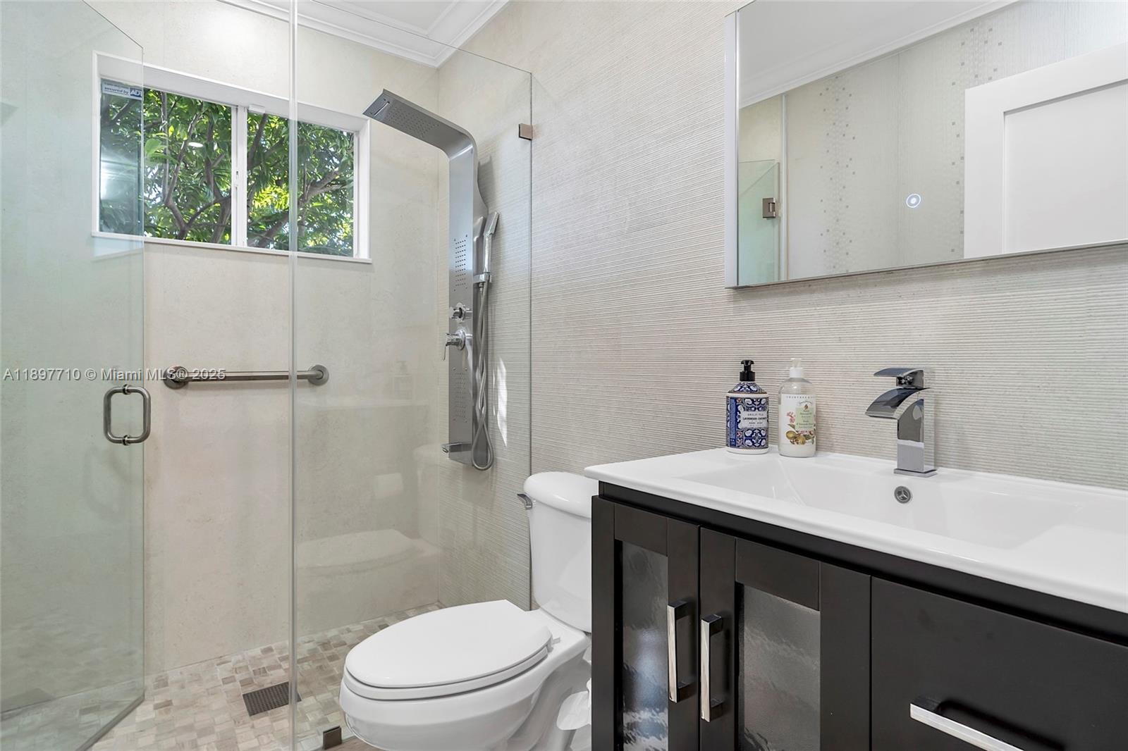 ESTATE HOMES FIRST ADDITI - Residential