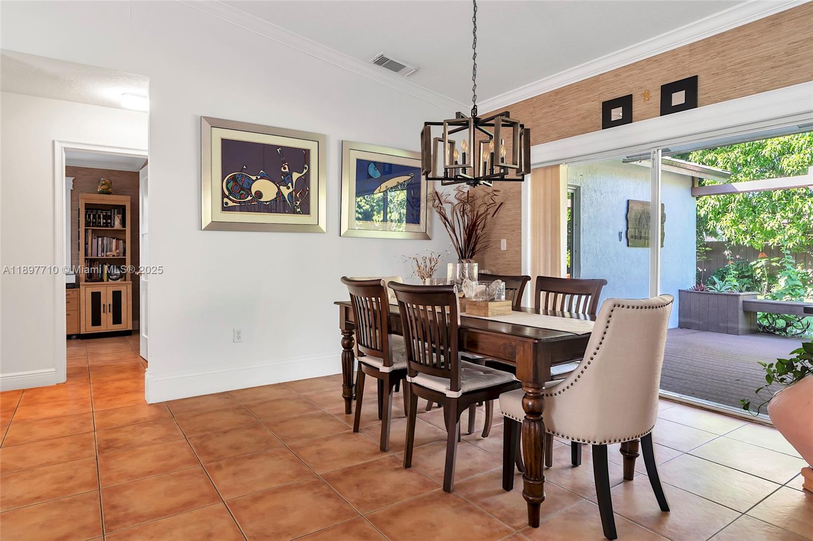 ESTATE HOMES FIRST ADDITI - Residential